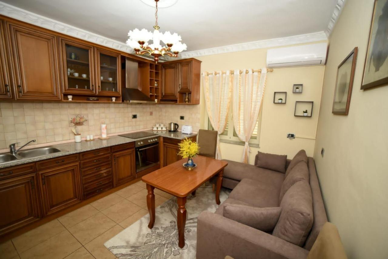 Апартаменты Amli Apartament Тирана Экстерьер фото